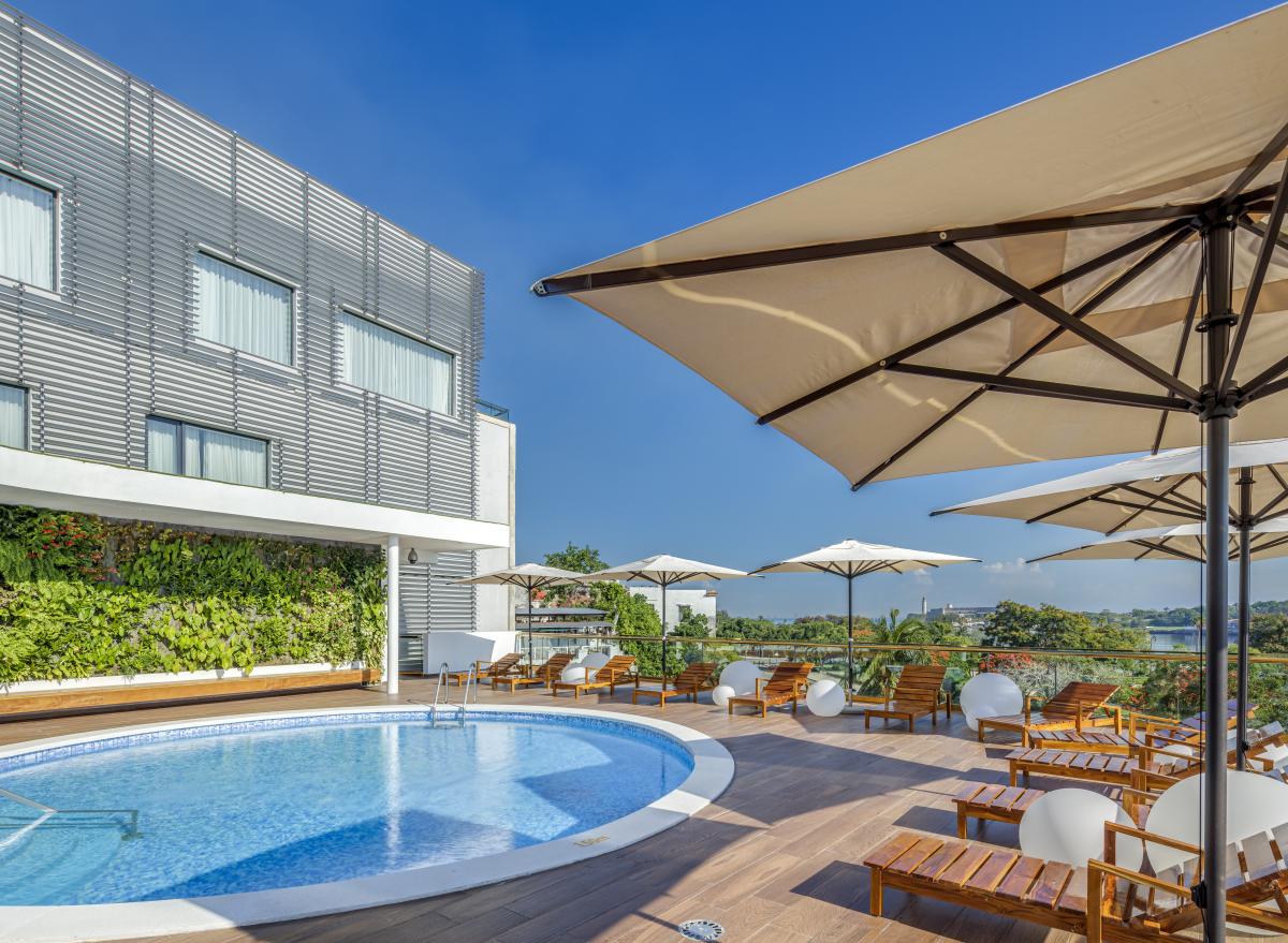 innside-habanacatedral-piscina-16437